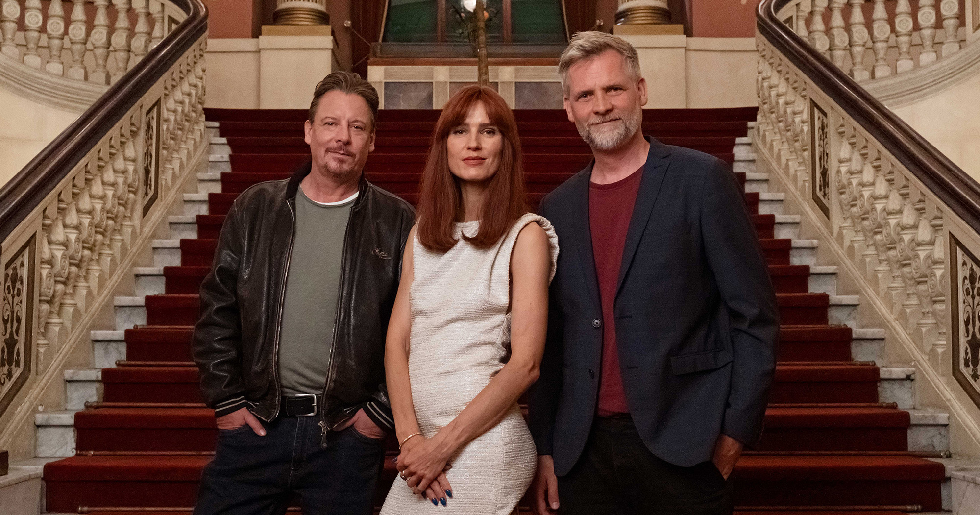 Skuespillere Anders W. Berthelsen og Amanda Collin med instruktør Mikkel Serup. Foto: Christian Geisnæs