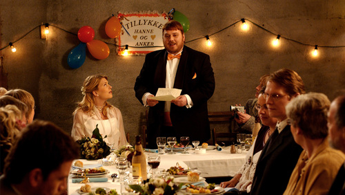 Still fra 'Mørke'. Foto: Liam Daniels.