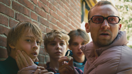 Still fra 'Master Sensei'.